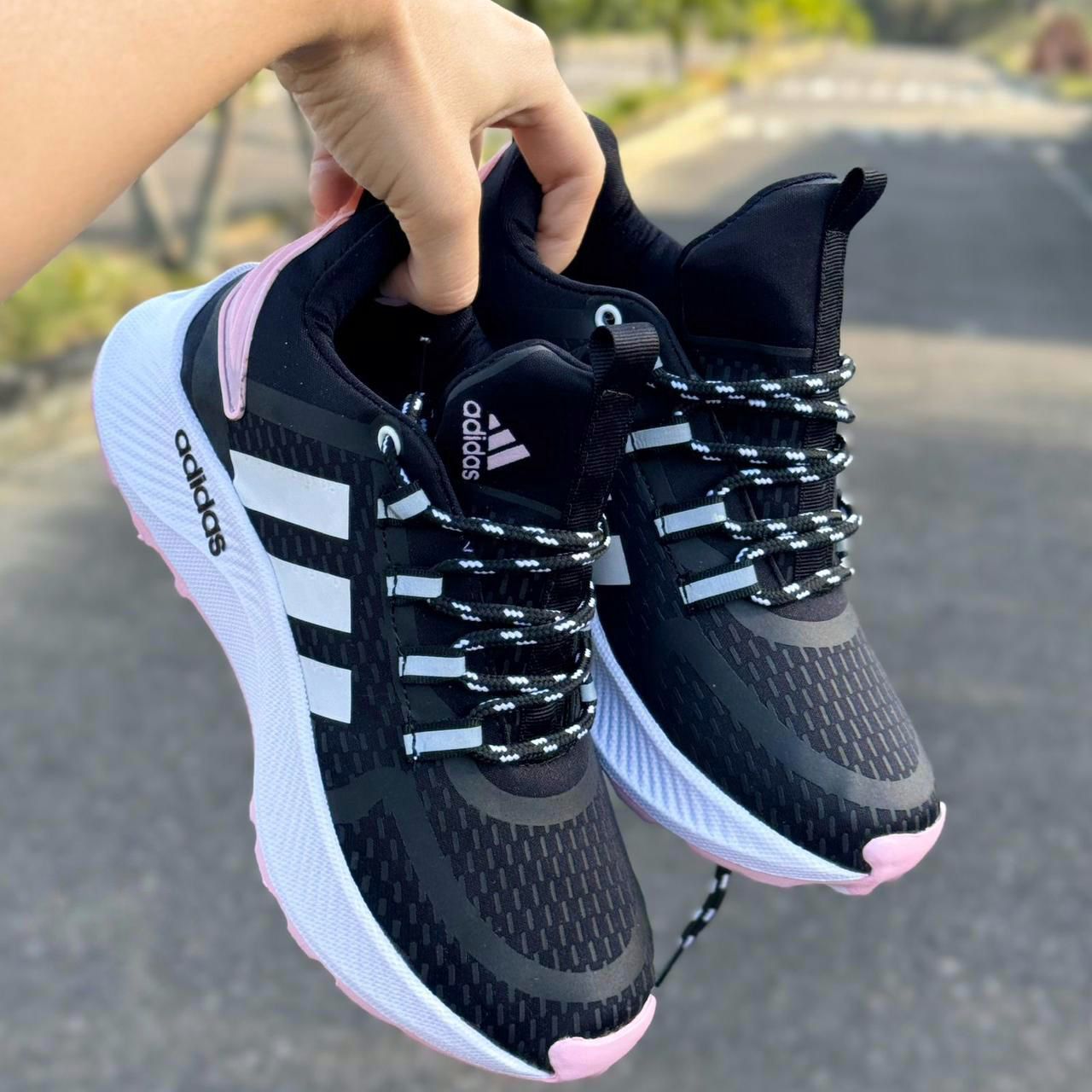 Adidas Nuevo Origina