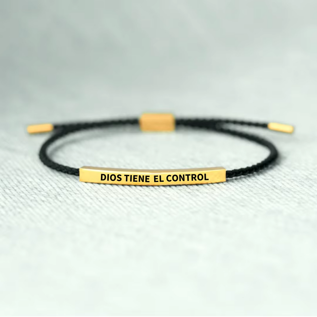 Pulsera “Dios Tiene El Control” – Protección y Fe en Todo Momento